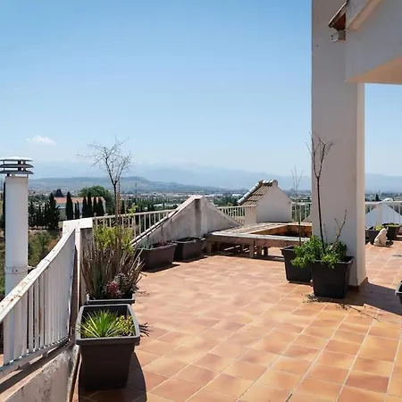 Casa Con Piscina * Granada