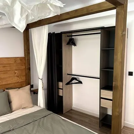 Urban Terrace Retreat Apartment Granada