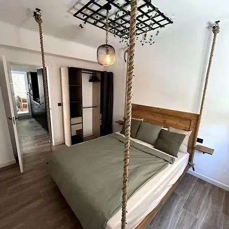 Apartment Urban Terrace Retreat Granada