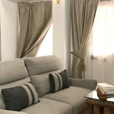 Adanar-apartamentos Muralla Ziri