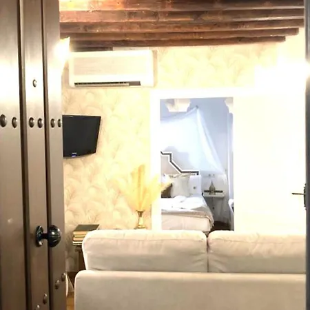 Adanar-apartamentos Muralla Ziri *