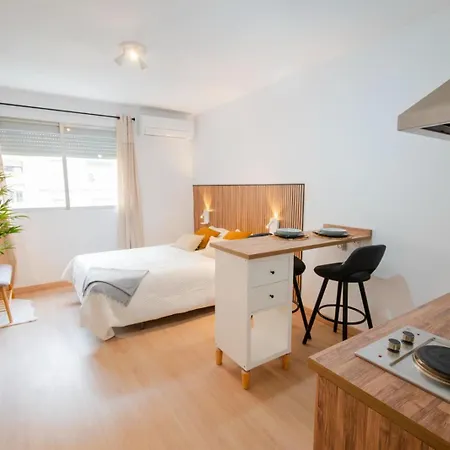Apartment Bonito Piso En El Centro De By Bebalmy Granada