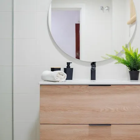 Apartment Bonito Piso En El Centro De By Bebalmy Granada
