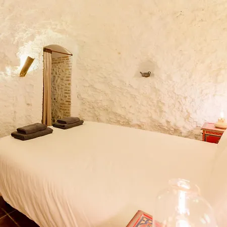 Trendyhomes Alhambra Cueva Apartment Granada