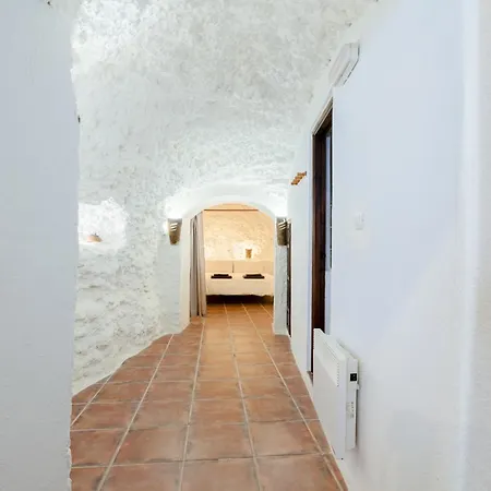 Trendyhomes Alhambra Cueva *