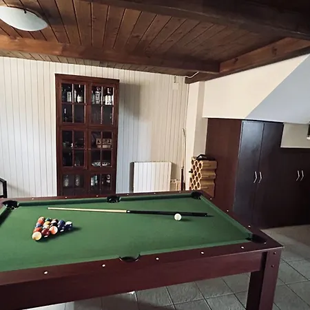 Extraordinaria Con Piscina Y Chimenea *