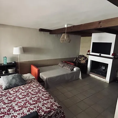 Extraordinaria Con Piscina Y Chimenea Granada