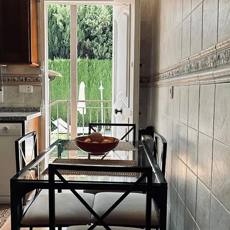 Extraordinaria Con Piscina Y Chimenea