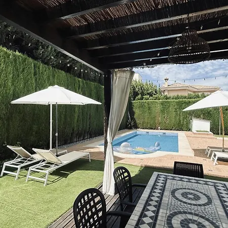 Holiday home Extraordinaria Con Piscina Y Chimenea Granada