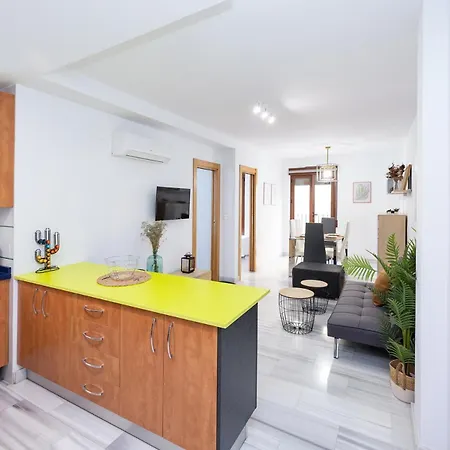 Apartment 3 Bedroom Elegant & Cozy Centre Granada