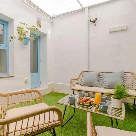 Apartamento Bajo El Cielo De La Alhambra, By Daimar