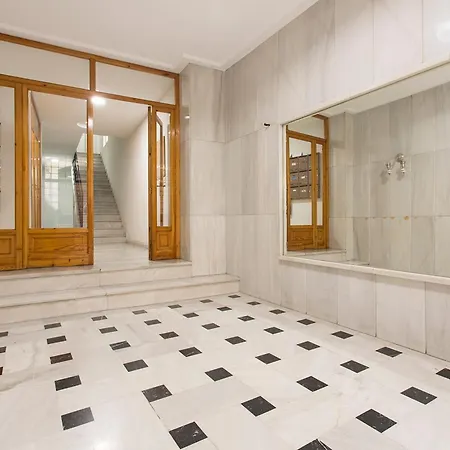 Apartment Dali's Sanctuary In - Private Parking Free
