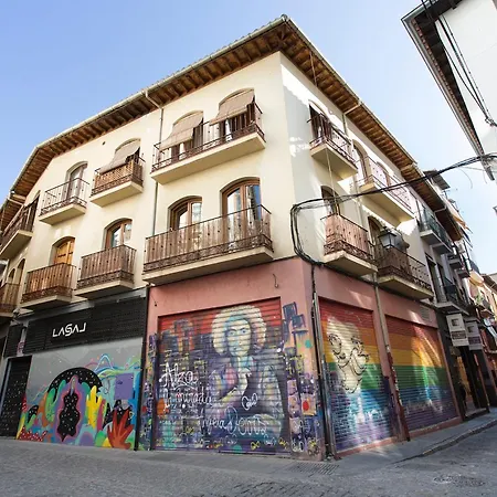 Dali's Sanctuary In - Private Parking Free