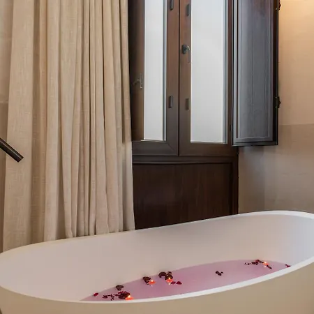 Gran Via Boutique By Florentia Homes