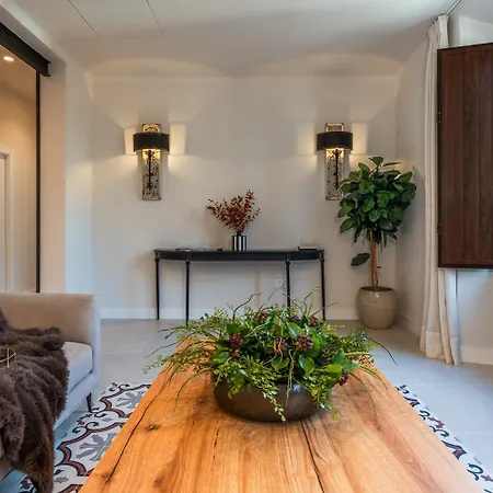 Gran Via Boutique By Florentia Homes *