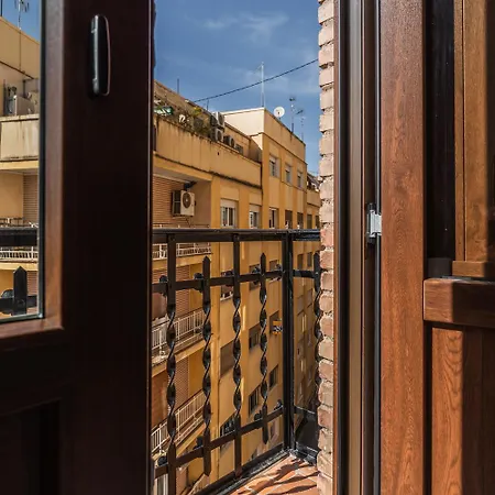 Gran Via Boutique By Florentia Homes * Granada