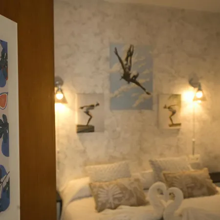 Sunny House Terraza Privada Y Parking Holiday home