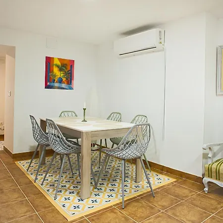 Sunny House Terraza Privada Y Parking Holiday home
