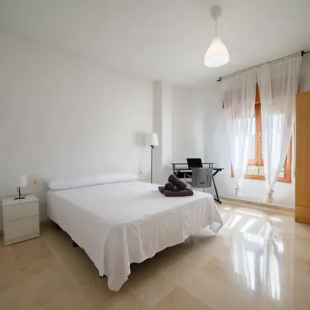 Homestay Trendyrooms Granada, Centro A 10 Minutos Andando Granada