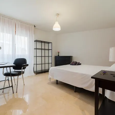 Trendyrooms Granada, Centro A 10 Minutos Andando Granada