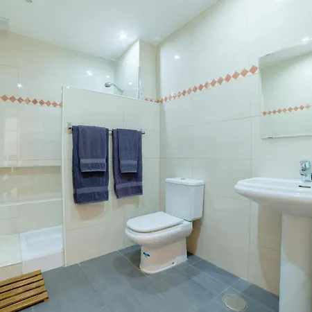 Trendyrooms Granada, Centro A 10 Minutos Andando Granada