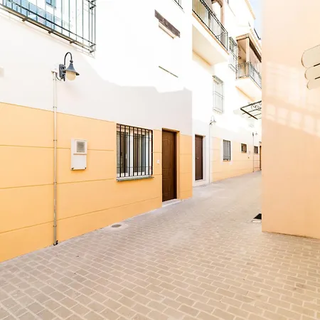 Rolando House, Free Parking Apartment *