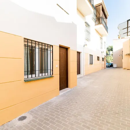 Rolando House, Free Parking Apartment *