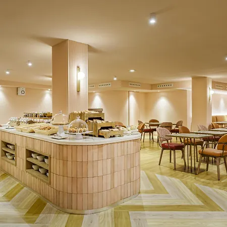 Hotel Mate Leo Granada