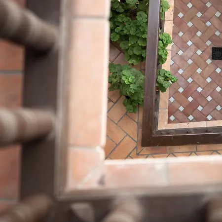 Casa Del Capitel Nazarí Hotel