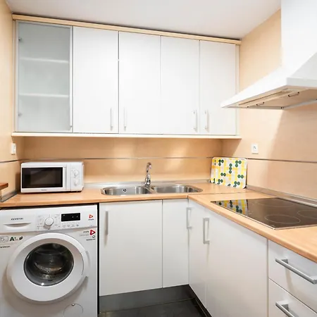 Enjoygranada Emir 3b Y Parking Apartment