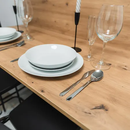 Avenida Del Sur Con Parking Apartment *