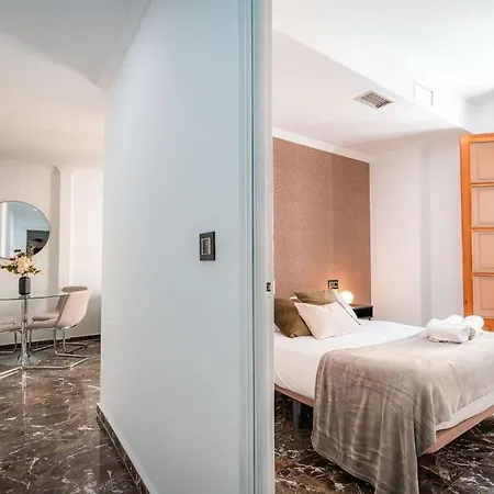 Apartment Qh Ayuntamiento 3 *