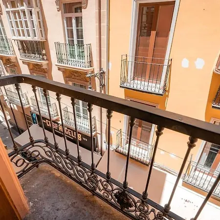 Qh Ayuntamiento 3 Apartment *