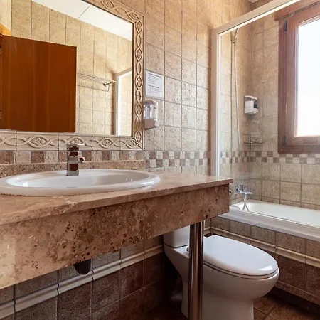 Hotel Reina Mora Granada