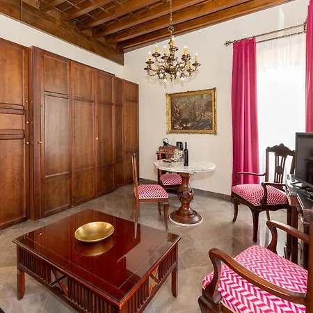 Apartamento En Pleno Centro, Aljibe Rodrigo Del Campo 1b *