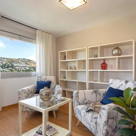 Genteel Gongora Apartment Granada