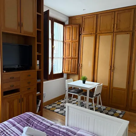 Cozy 6 Min To Alhambra-2 Min To Cathedral Walking *