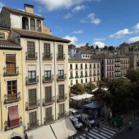 Cozy 6 Min To Alhambra-2 Min To Cathedral Walking Apartment