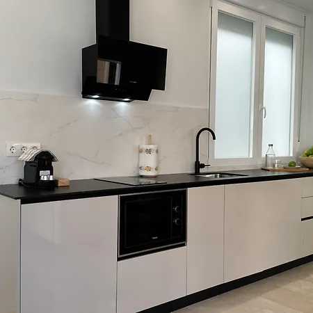 Navas 102 Cosmopolitan Loft Apartment Granada