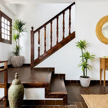 Genteel San Nicolas * Grenada