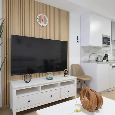 J De La Alhambra Apartment *