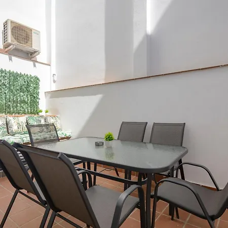 J De La Alhambra Apartment