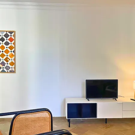Home4u Gran Via Luxury Apartment