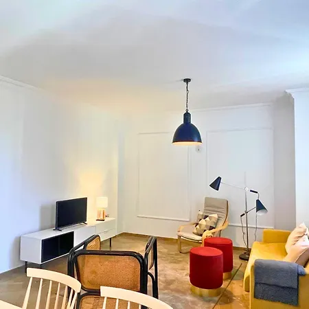 Home4u Gran Via Luxury Apartment *