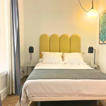 Home4u Gran Via Luxury *