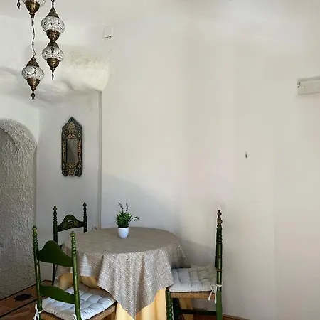 Casa Cueva Sacromonte Benevarez Brother Law Sl Holiday home *
