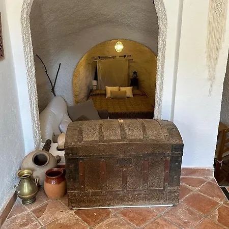Casa Cueva Sacromonte Benevarez Brother Law Sl