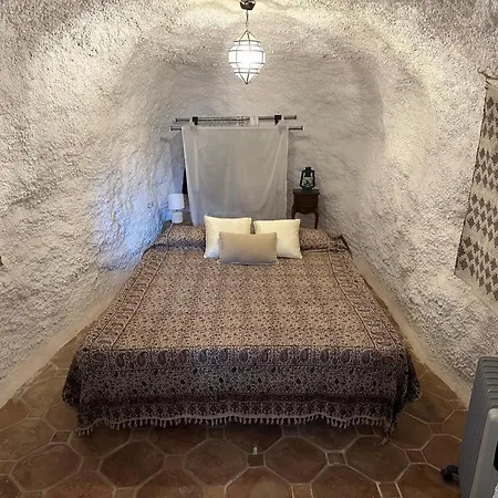 Casa Cueva Sacromonte Benevarez Brother Law Sl Granada