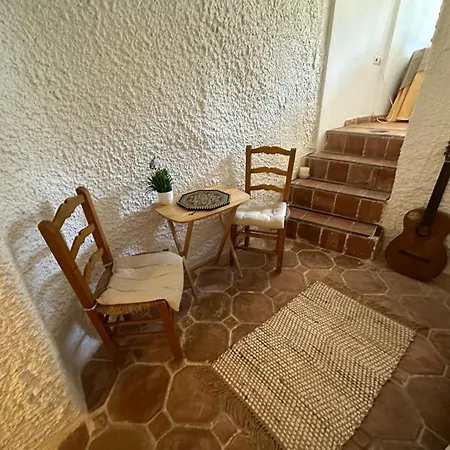 Holiday home Casa Cueva Sacromonte Benevarez Brother Law Sl *