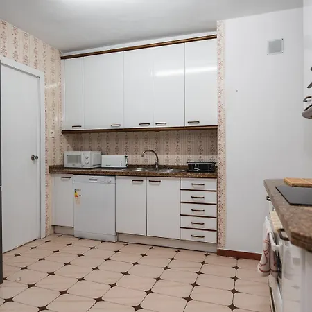 Flores Apartment *